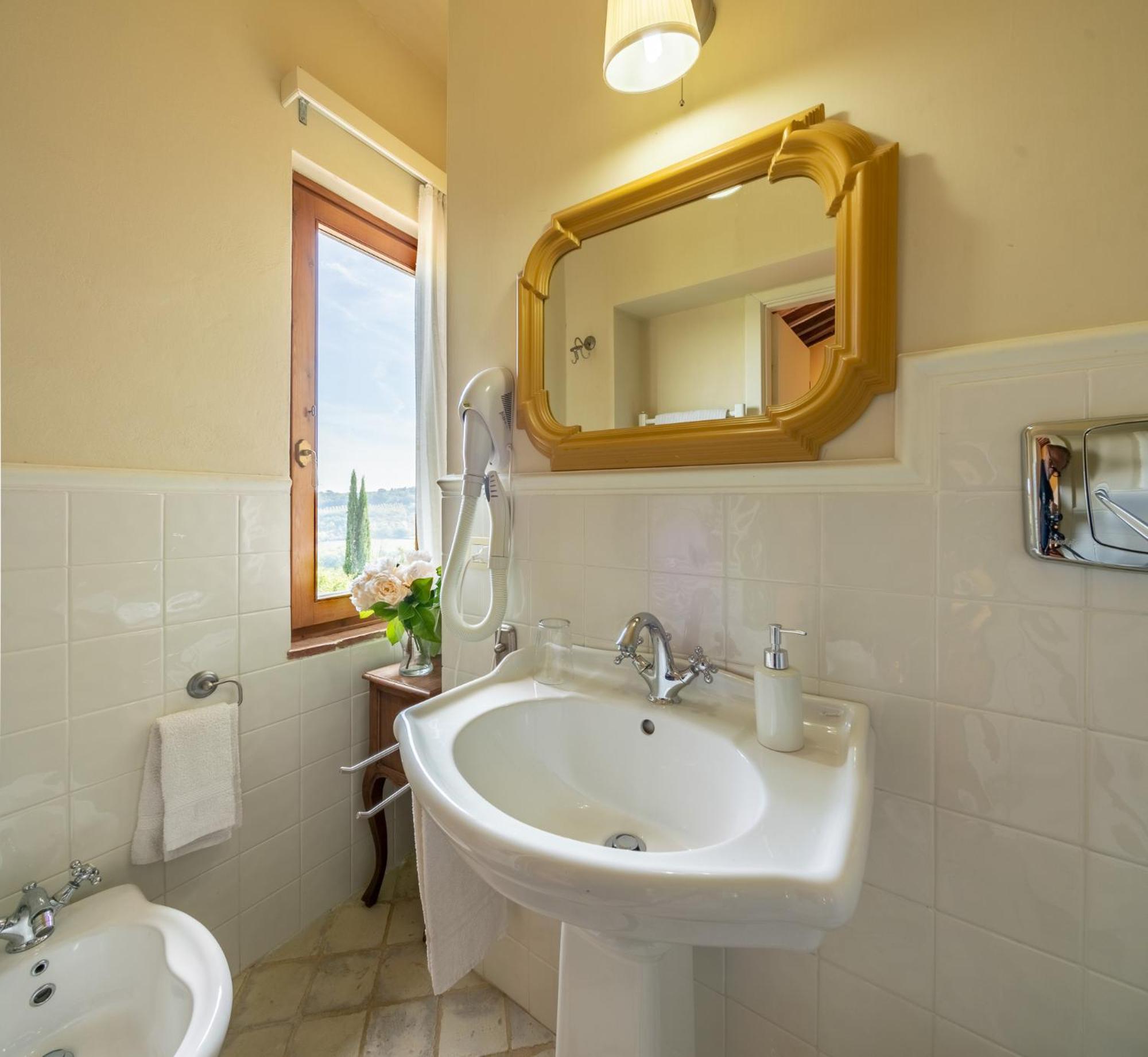 Torraccia Di Chiusi Relais Bauernhof *